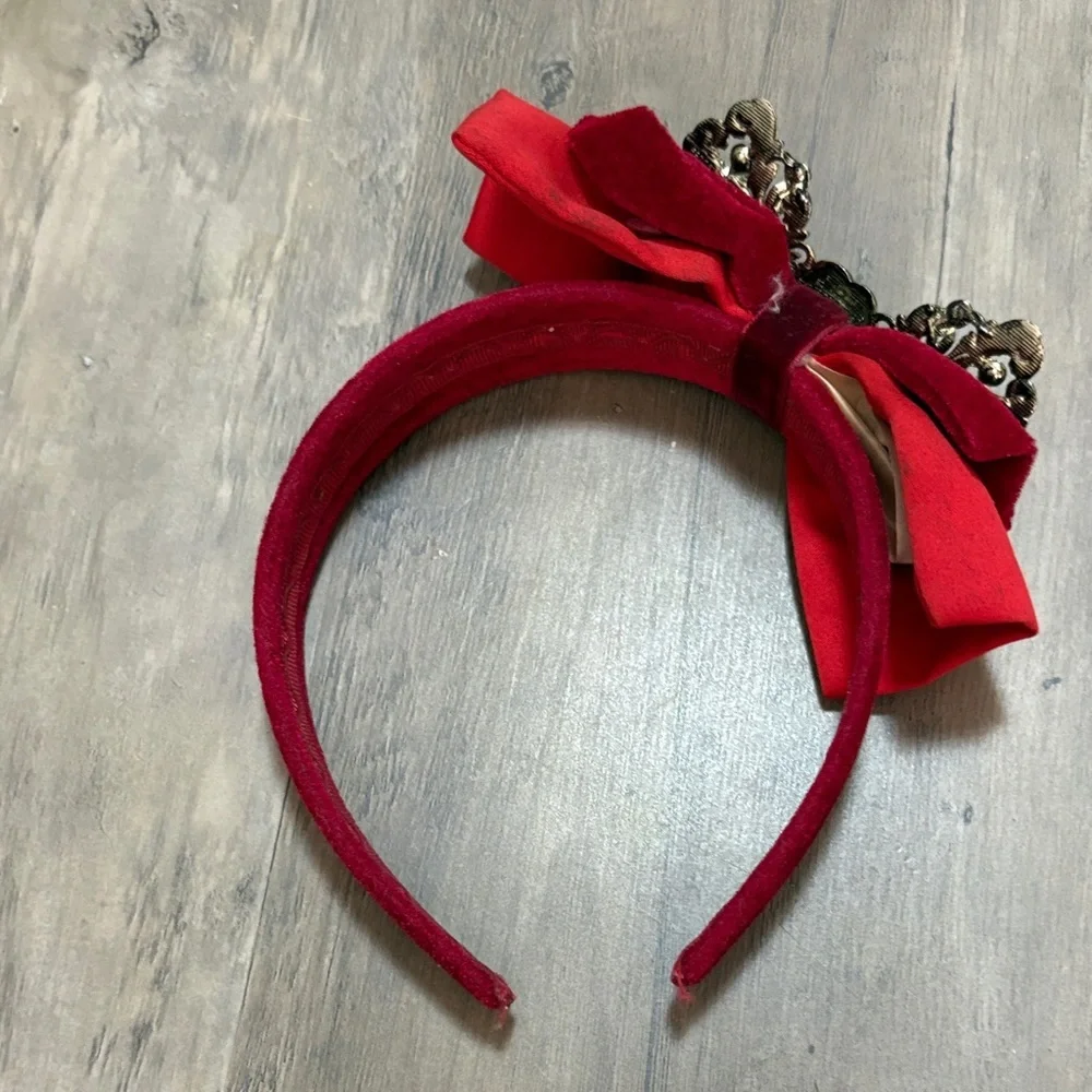 Disney store snow  white Red Velvet Headband with Bow and Sequin Accents